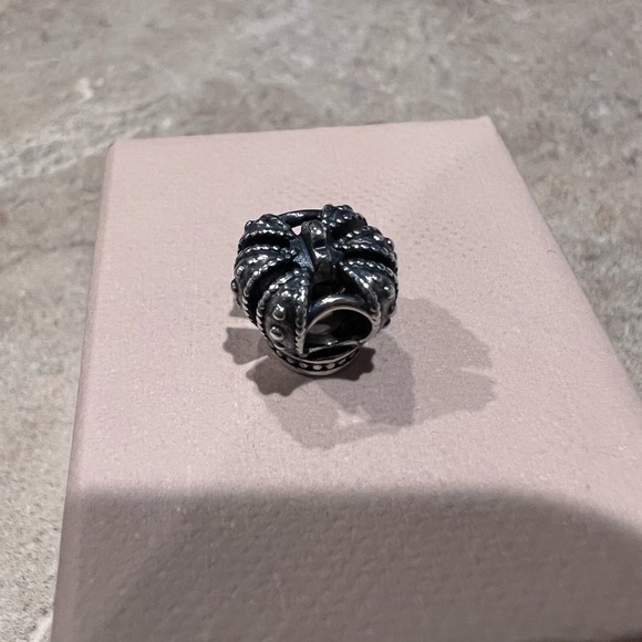 Crown Pandora charm - Picture 3 of 3